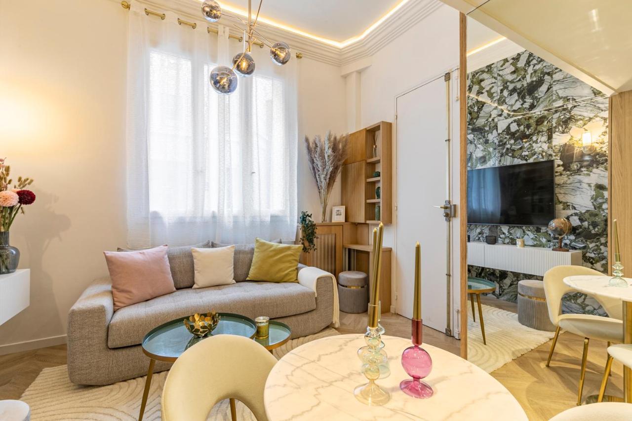 Le Studio Des Champs Elysees Paris Extérieur photo